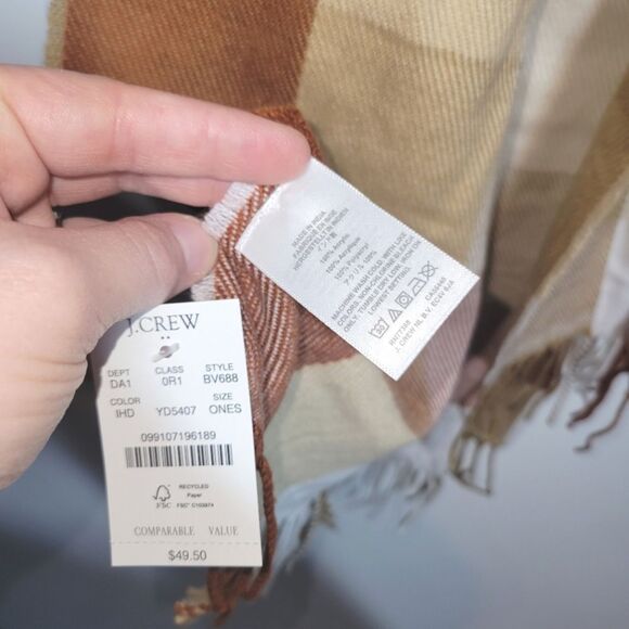 New J Crew Ivory Hot Desert Plaid Scarf - Picture 5 of 7